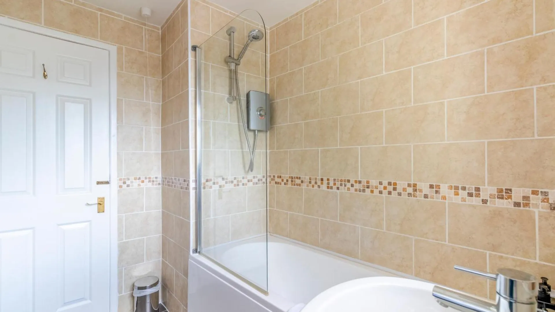 Trendy Sea View 2 Bedroom Sleeps 6 - Free Parking Μπόρνμουθ Διαμέρισμα