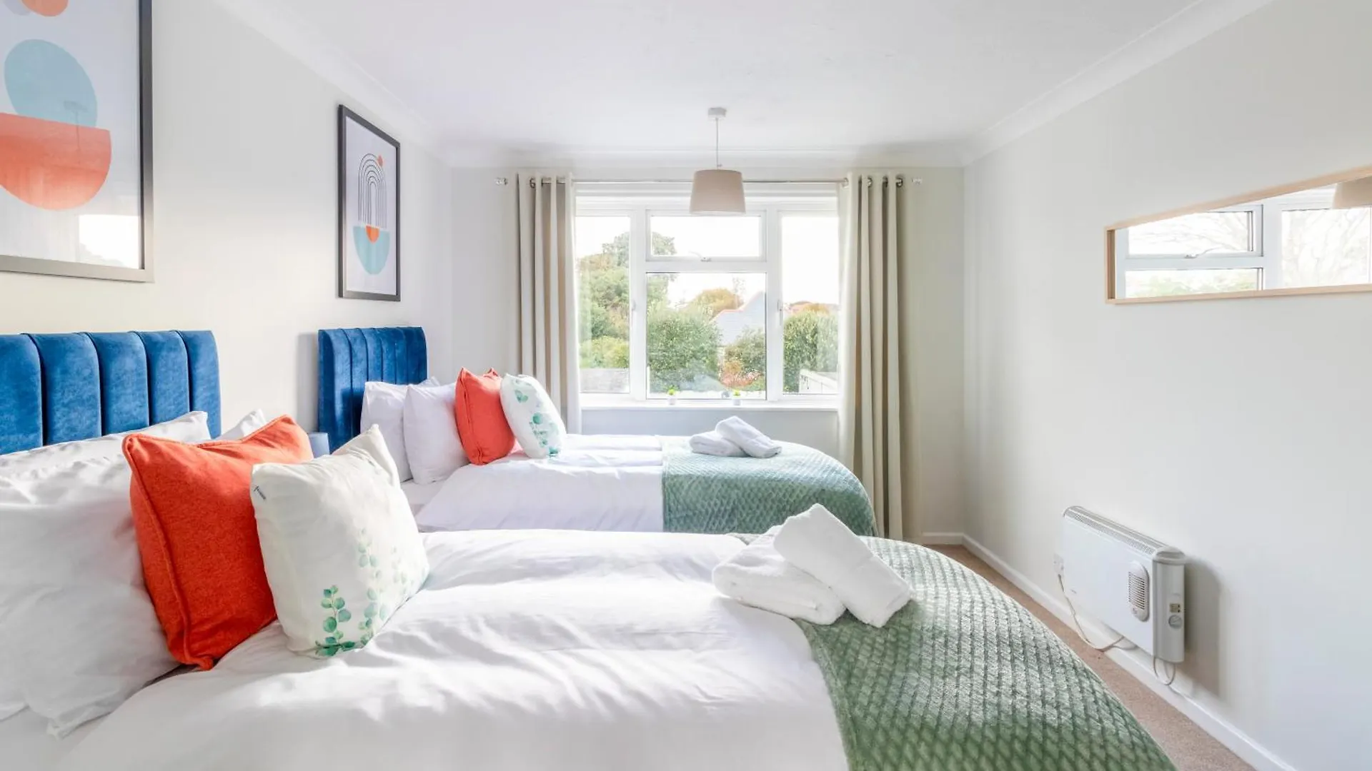 Διαμέρισμα Trendy Sea View 2 Bedroom Sleeps 6 - Free Parking Μπόρνμουθ